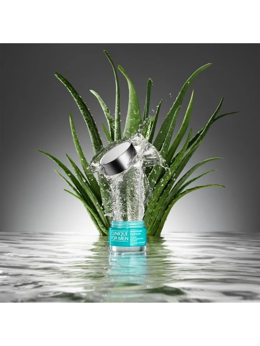 Clinique For Men™ Maximum Hydrator 72-Hour Auto-Replenishing Hydrator 6 Clinique For Men™ Maximum Hydrator 72-Hour Auto-Replenishing Hydrator - Image 4